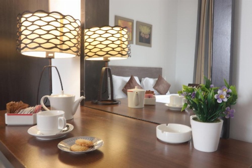 Magnum Hotel Suites image 29