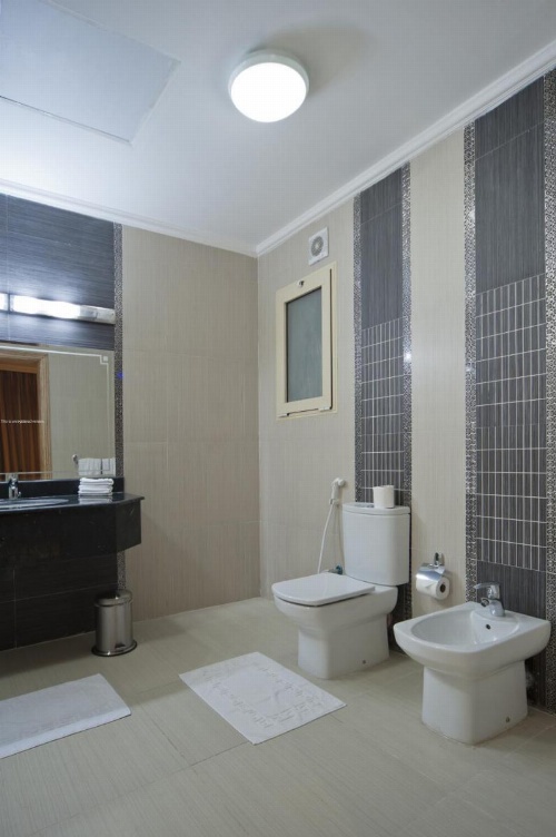 Magnum Hotel Suites image 31