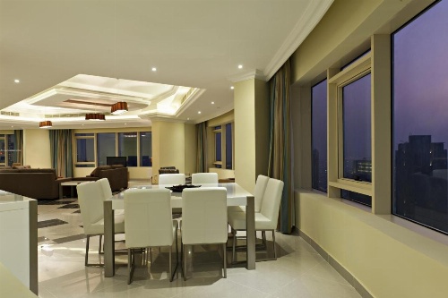 Magnum Hotel Suites image 36