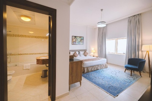 Magnum Hotel Suites image 9